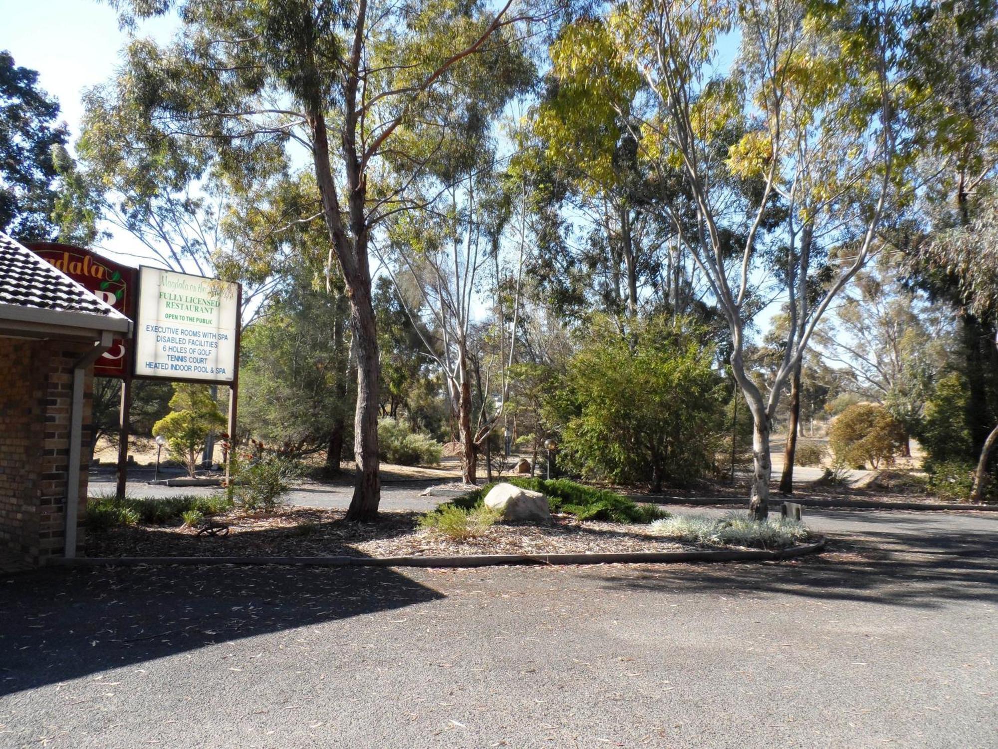 Magdala Motor Lodge & Lakeside Restaurant Stawell Exteriér fotografie
