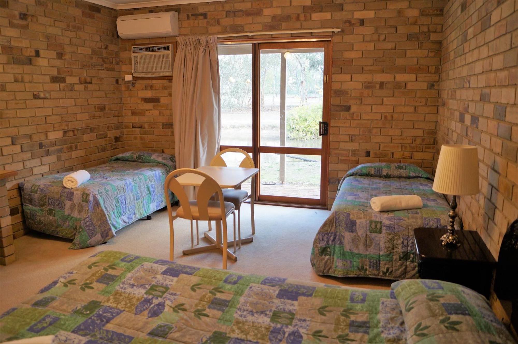 Magdala Motor Lodge & Lakeside Restaurant Stawell Pokoj fotografie