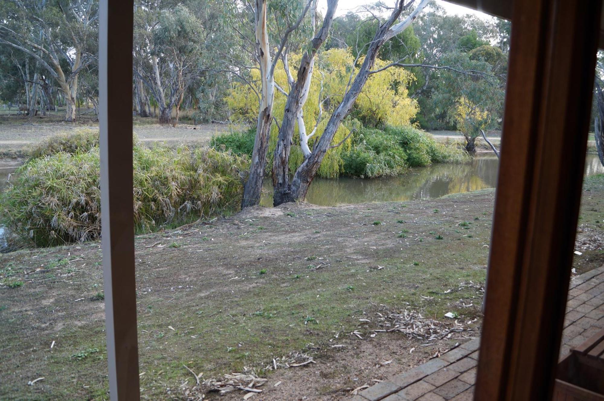 Magdala Motor Lodge & Lakeside Restaurant Stawell Pokoj fotografie