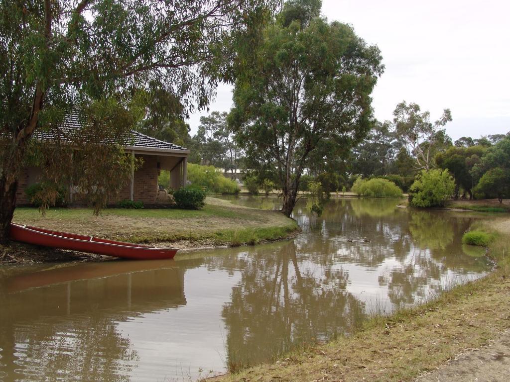 Magdala Motor Lodge & Lakeside Restaurant Stawell Exteriér fotografie